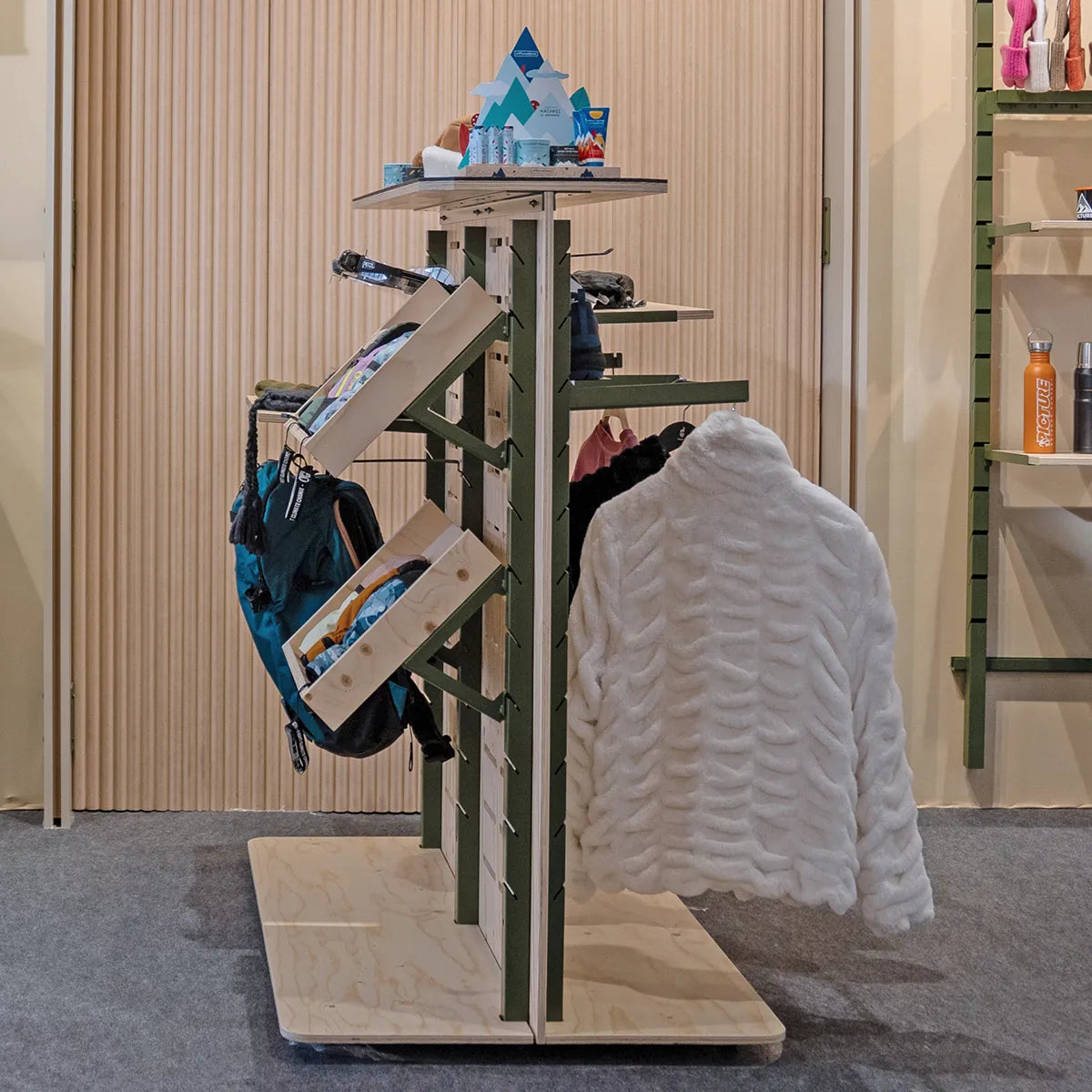 Mobilier By Mission