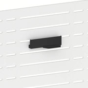 Support d'exposition pour masque (panneau Slatwall) — coloris noir